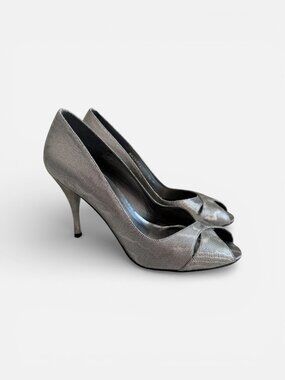 STUART WEITZMAN Silver Patterned Fabric Peeptoe Heels Size 7.5 NEW NWOB